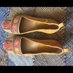 Latigo Leather Flats